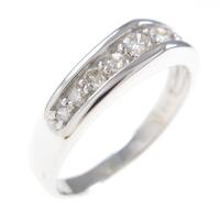 PT ダイヤモンドリング