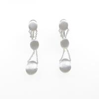 ナニス 750WG／K18WG イヤリング