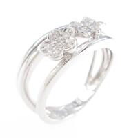 750WG フラワー ダイヤモンドリング