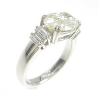 プラチナダイヤモンドリング 2．156ct・LY・SI1・オーバルカット