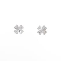 フォリフォリ クローバー ダイヤモンドピアス