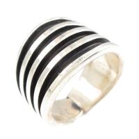 トムホーク TOMHAWK RING