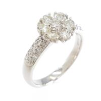 PT フラワー ダイヤモンドリング