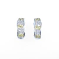 750WG サファイヤピアス 拡散処理未検査