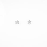 PT ソリティア ダイヤモンドピアス