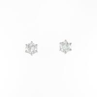 PT ソリティア ダイヤモンドピアス