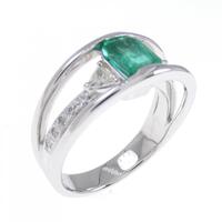 PT エメラルド リング 0.68CT
