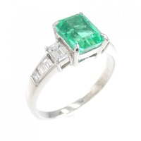 PT エメラルド リング 1.60CT