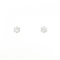 PT ソリティア ダイヤモンド ピアス