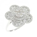 K18WG フラワー ダイヤモンド リング 1.10CT