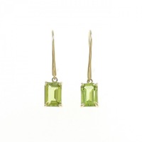 【新品】K18YG ペリドット ピアス 2.00CT