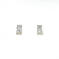 PT ダイヤモンド ピアス 0.08CT