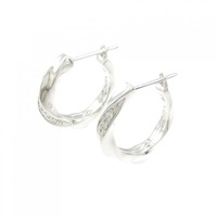 ヴァンドーム ダイヤモンド ピアス