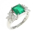 PT エメラルド リング 1.55CT