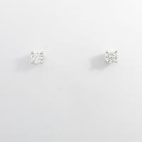 ティファニー ソリティア ピアス