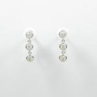 ミキモト スリーストーン ダイヤモンドイヤリング