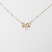 4゜C リボン ダイヤモンドネックレス