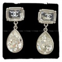 2018 春夏 新作 CHANEL シャネル ココマーク ティアドロップ クリスタル ぶらさがり ピアス シルバー A45907 新品