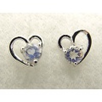 6月の誕生石ブルームーンストーンK18WG(ホワイトゴールド)ピアス [y060120]