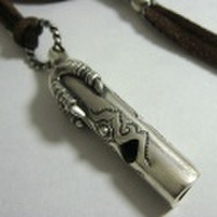 Flower Pueblo 獣笛ペンダント　【革紐付き】