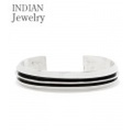 INDIAN JEWELRY ライン加工の秀逸デザイン!ナバホ族を代表する人気アーティストTOM HAWK氏の作品『NAVAJO BANGLE TOM HAWK』【アメカジ・ネイティブ】IJ-074