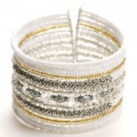 L0089 ：ビーズ・バングル（001）ホワイト