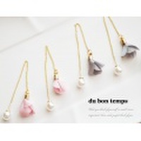 【メール便OK】ピアス　花びら＆パールキャッチの上品ピアス　揺れるロングピアス　全2カラー