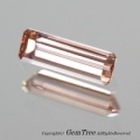 インペリアルトパーズ 0.76ct(3.0×9.0×2.6mm)