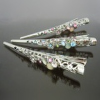 パステルストーンのビーククリップ 〜キラキラパステルストーンが大人気！必要なときにサッと取り出して大活躍