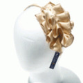 ブランド-L.EricksoｎUSAヘアアクセサリー◆シルクサテンラッフルカチューシャ◆ゴールド