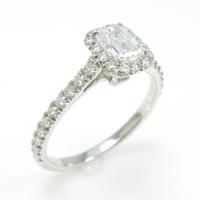 ティファニー ソレスト エメラルドカット リング 0．37ct・D・VVS1・エメラルドカット
