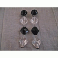 アンジェラ、クリア３粒スイングイヤリング ER5030-CL-BK クリア＆ブラック