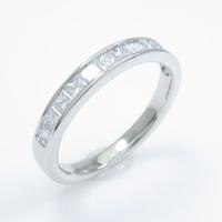 PT ハーフエタニティ ダイヤモンドリング