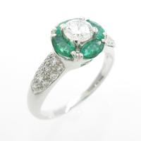 750WG エメラルドリング