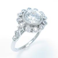 プラチナダイヤモンドリング 1．000ct・D・VS2・VG