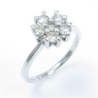 K18WG フラワー ダイヤモンドリング