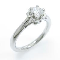 シャネル カメリア リング 0．31ct・F・VVS1・VG