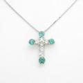 PT／750WG クロス エメラルドネックレス