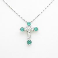 PT／750WG クロス エメラルドネックレス