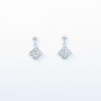 【リメイク】K18WG フラワー ダイヤモンドピアス