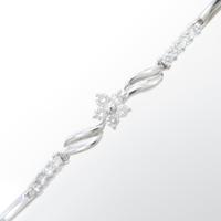 K18WG フラワー ダイヤモンドブレスレット