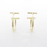 ティファニー Tワイヤー フープ ミディアム ピアス