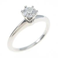 ティファニー クラシックソリティア リング 0．27ct