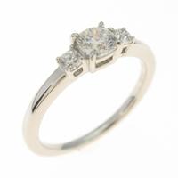 プラチナダイヤモンドリング 0．230ct・D・VVS1・クッションカット H＆C