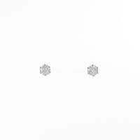 PT ソリティア ダイヤモンドピアス