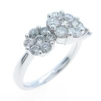 K18WG フラワー ダイヤモンドリング