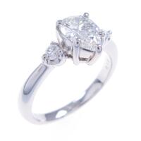 プラチナダイヤモンドリング 0．801ct・J・SI2・ペアシェイプ