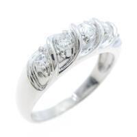 PT ダイヤモンドリング