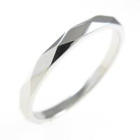 ブシュロン ファセットスモール リング