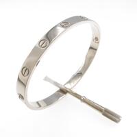 カルティエ ラブブレスレット